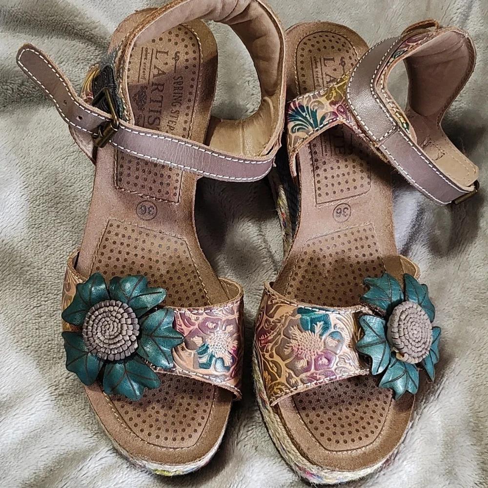 NWOB L'ARTISTE ANNMARIE ANKLE STRAP SANDAL size 36/5.5-6
